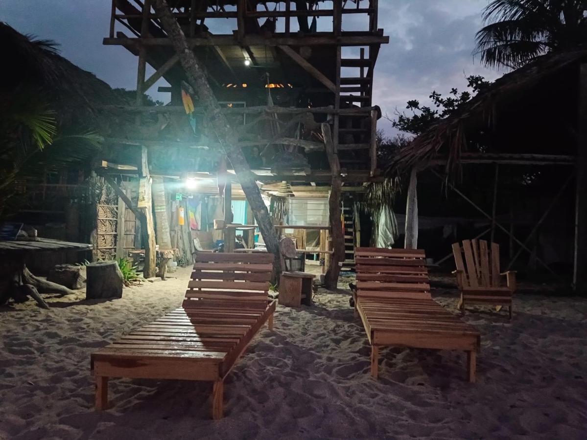 Bob Marley Beach Guachaca Eksteriør billede